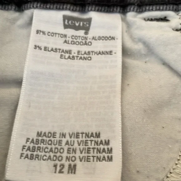 Levi’s 526 Corduroy Slender Boot Cut Pants - Picture 6 of 6